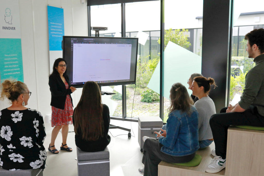 Andréa Quintero consultante IA chez IAQ Consulting - spécialiste IA appliquée aux métiers lors d'une formation IA